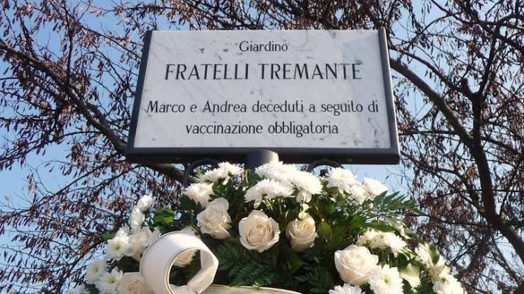Obbligo Vaccinale e Diritti Genitoriali: Tra Verità Normativa e lo Spauracchio dei Tribunali
